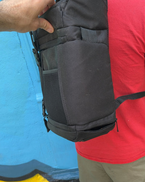 AmazonBasics Camera Sling Bag