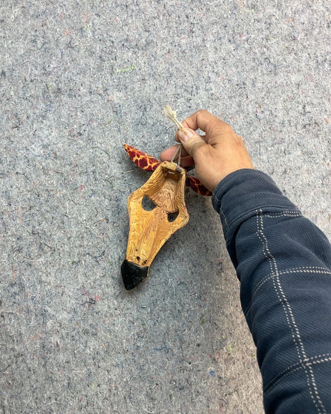 Wooden Giraffe Head Wall Decor