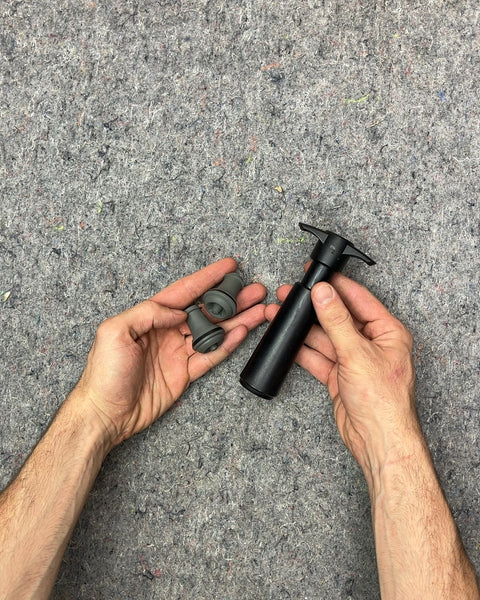 Wine Vacuum Pump with Two Stoppers