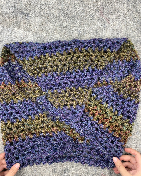 Crochet Knit Triangle Scarf, 24 x 20 in