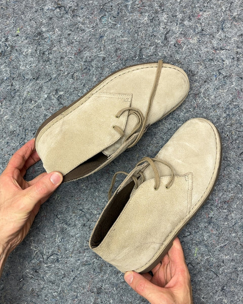 Like New Clarks Desert Boots, Size US 9W or EU 40