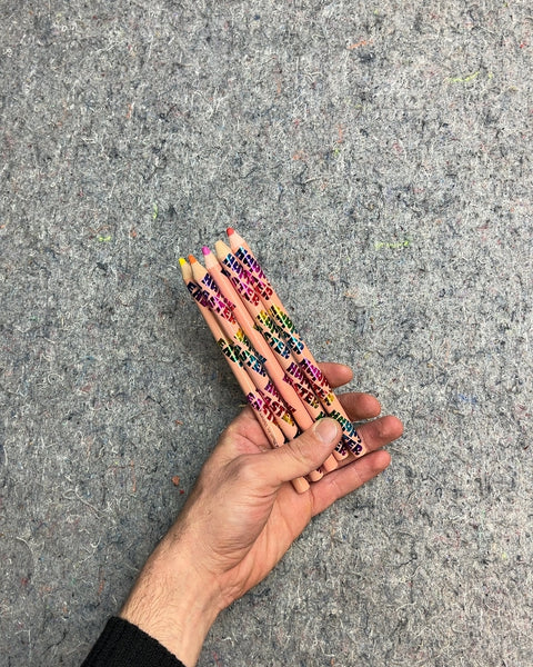 Set of 5 Colored Pencils
