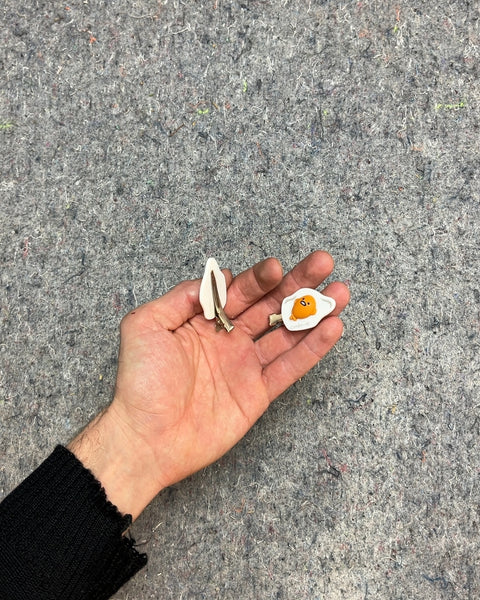 Set of 2 Egg Hair Clips