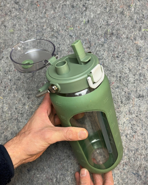 Chunmo 64oz Glass Water Bottle