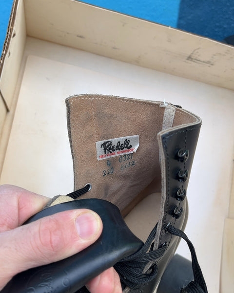 Super Dope Vintage Riedell Roller Skates, Size 4 so Women 5-5.5 or EU 36/37