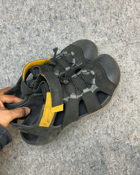 Teva Flintwood Sandals, Sz 8 M US or 40.5 EU