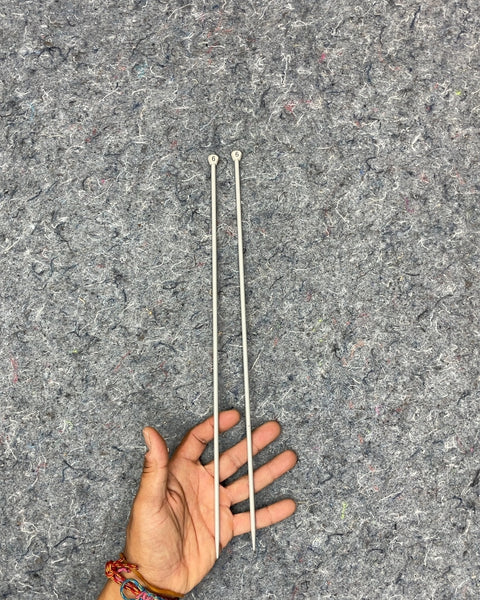 Aero Bernat Knitting Needles, Size 6