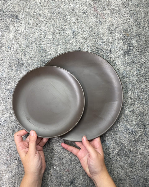 IKEA Dinera Dark Brown Plates, Set of 2
