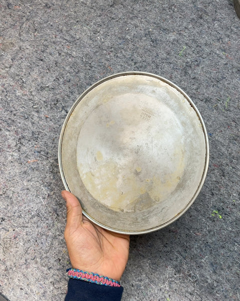 Wartime Round Aluminum Cake Pans, 9x1.5"