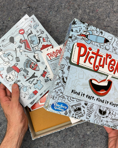 Hasbro Gaming Pictureka! Board Game