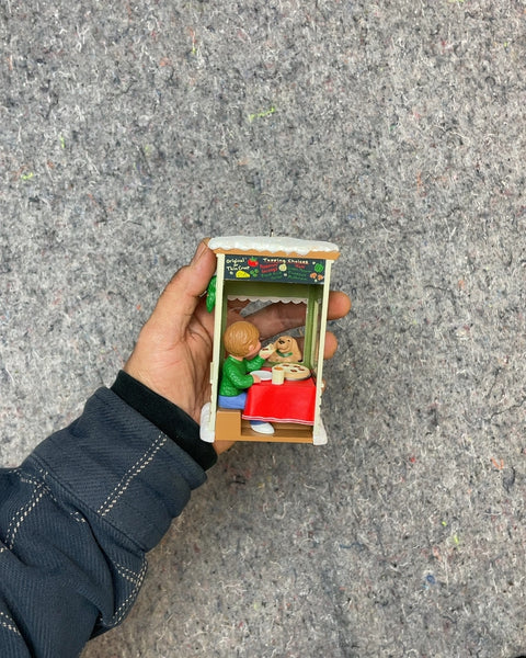 Hallmark Limited Edish Pizzeria Ornament