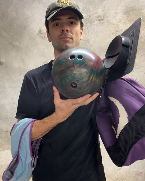 Storm Bowling Ball with Carry Bag, For Someone With Small Fingers