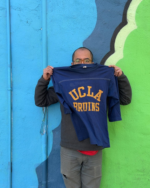 UCLA Bruins Long Sleeve T-Shirt, Size M