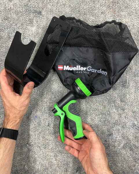 Mueller Garden Hose Nozzle with Holder
