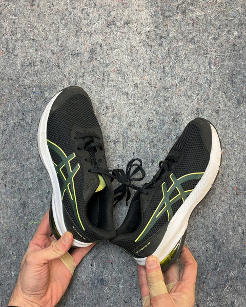 Brand New Asics GT-1000 16 Running Shoes, Size US 5M or 37.5
