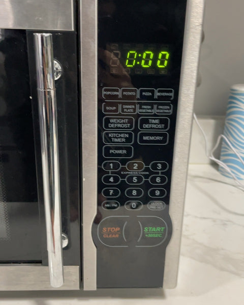 Home Chef Microwave, 20x14x12”