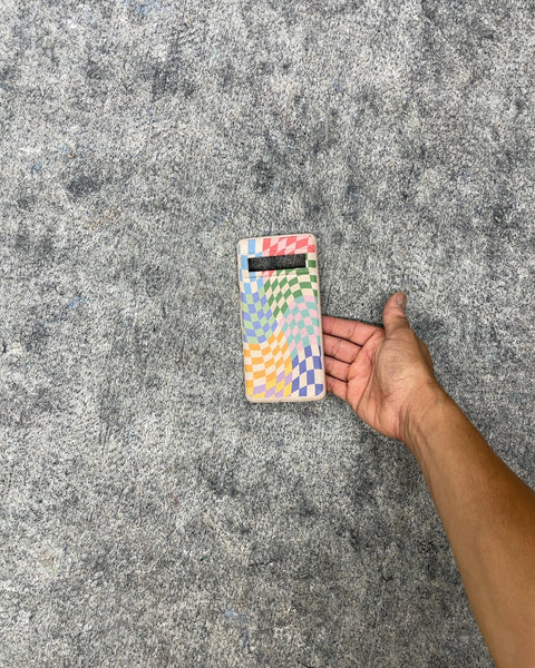 Pela Google Pixel 7 Wavy Checkerboard Phone Case