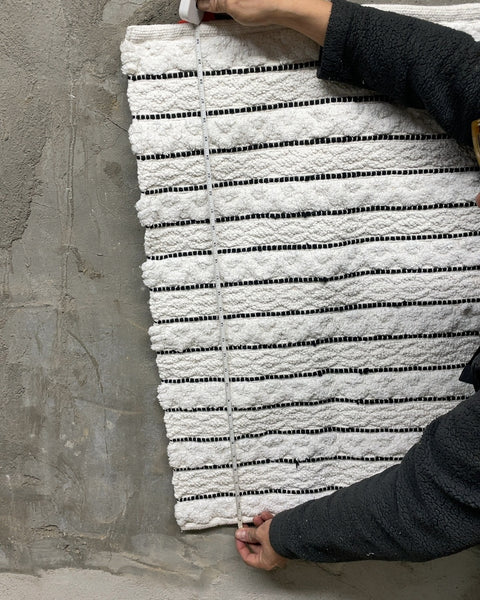 White and Black Bath Mat, 20x30"