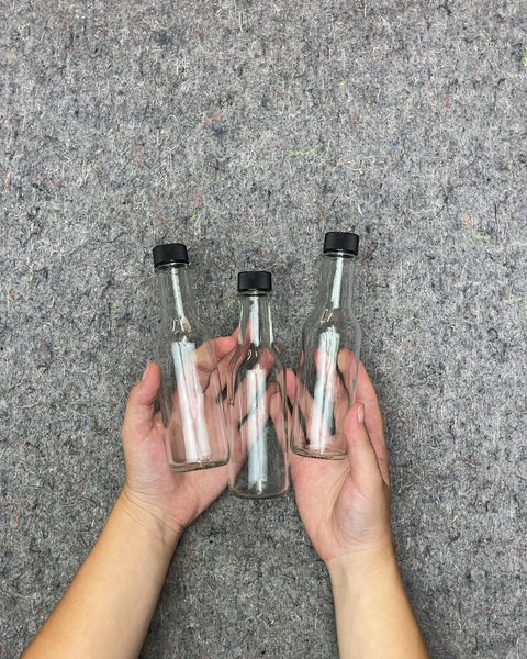 Box of Small Glass Dropper Bottles, 16 Count