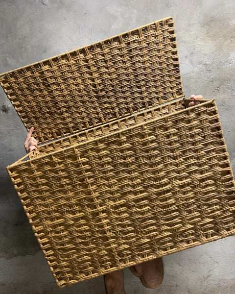 Foldable Woven Rattan Laundry Hamper with Lid, L34xW15xH23"
