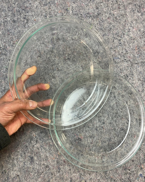 2 Pyrex Dishes