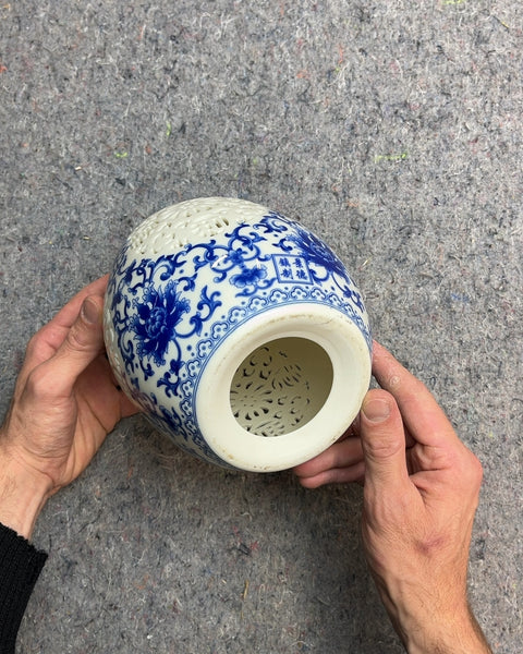 Chinese Blue and White Porcelain Decorative Egg