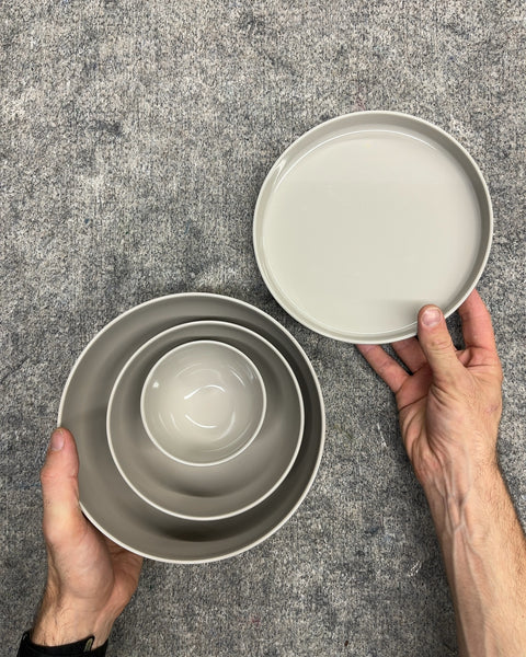 Tabletops Gallery Gray Nesting Bowls and Lid Set