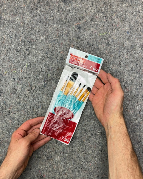 Craft Smart Black Taklon 7 Piece Paint Brush Set