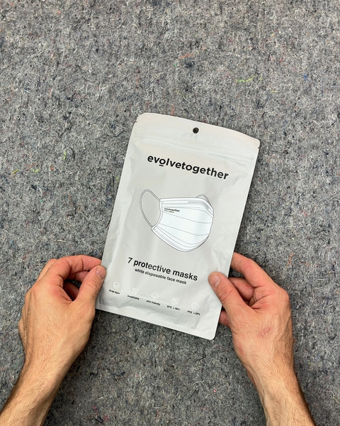 Evolvetogether White Disposable Face Masks, 7 Count