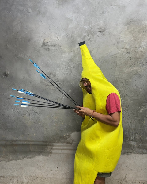 Arrows with rubber fletchings & metal tips, 30"