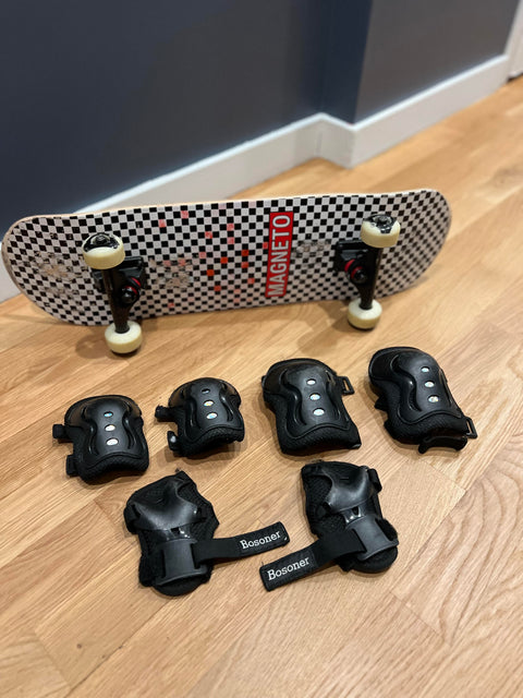 Magneto Kids Skateboard